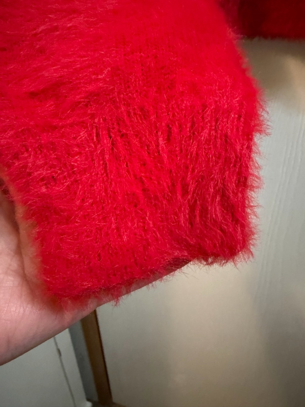 MARINE LAYER eyelash cropped sweater in scarlet nylon/cotton/wool blend Large - Picture 3 of 8